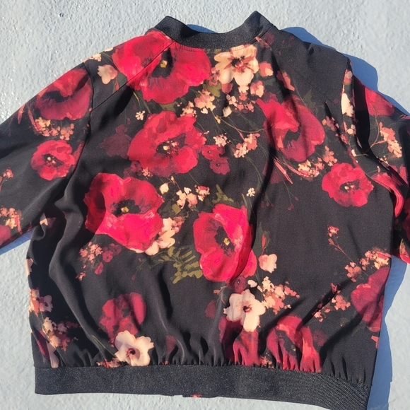 Susan Graver Womens Floral Liquid Knit Jacket Size L Black Red Full Zip Pockets - Picture 7 of 11